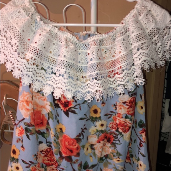 off the shoulder shirt. - Picture 1 of 1